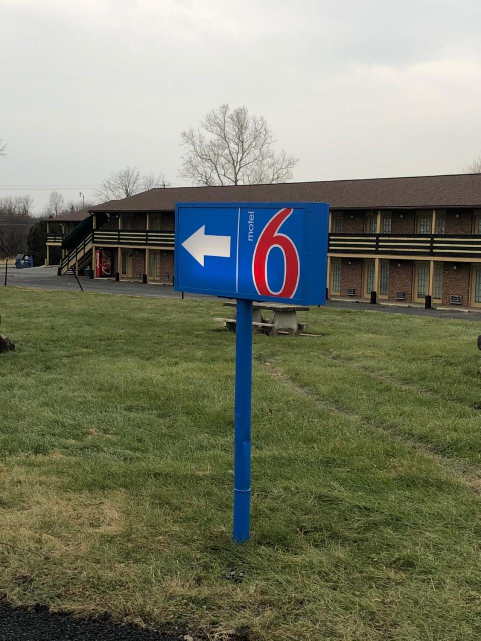 Motel 6-Shartlesville, Pa ภายนอก รูปภาพ