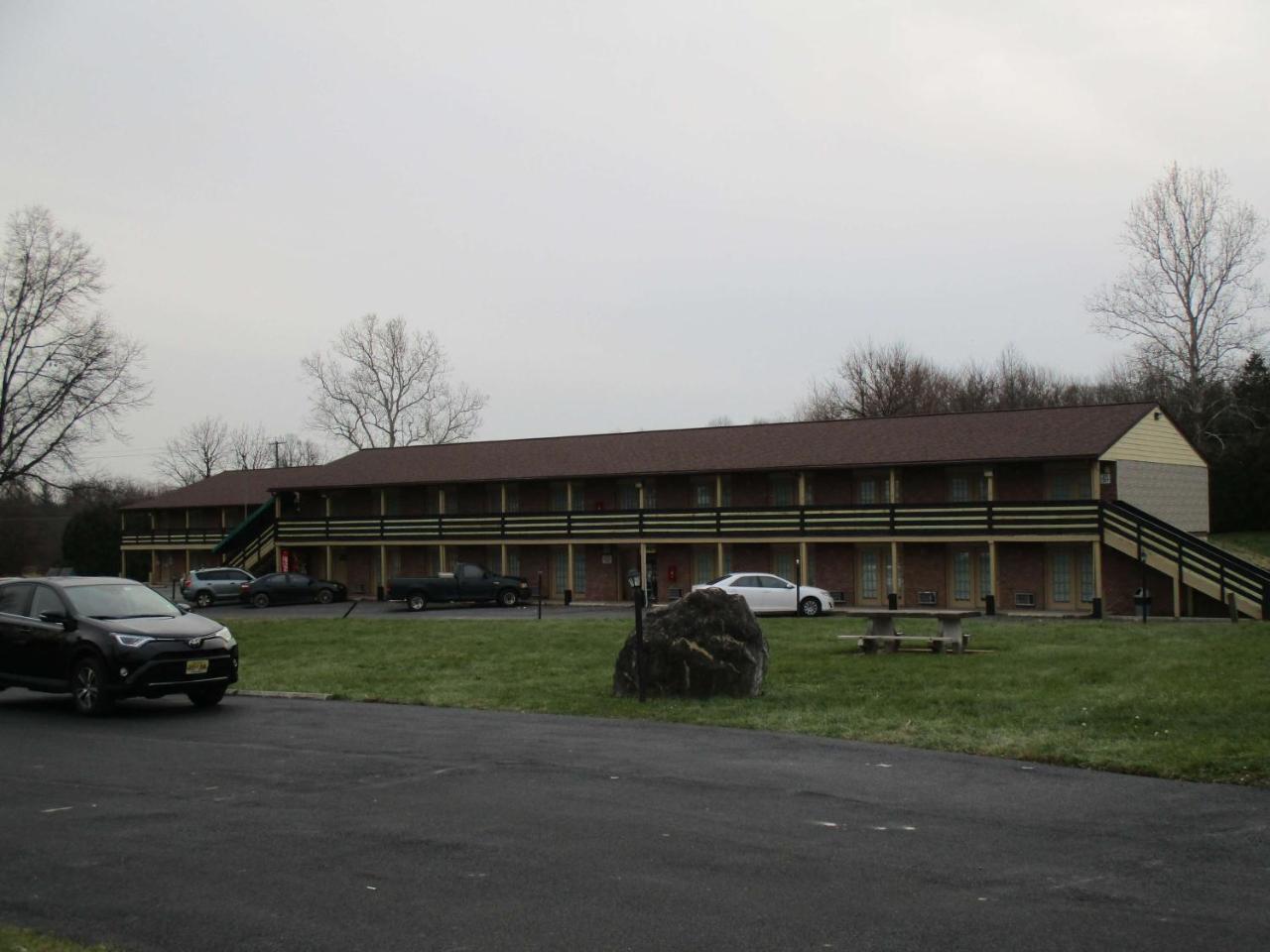 Motel 6-Shartlesville, Pa ภายนอก รูปภาพ